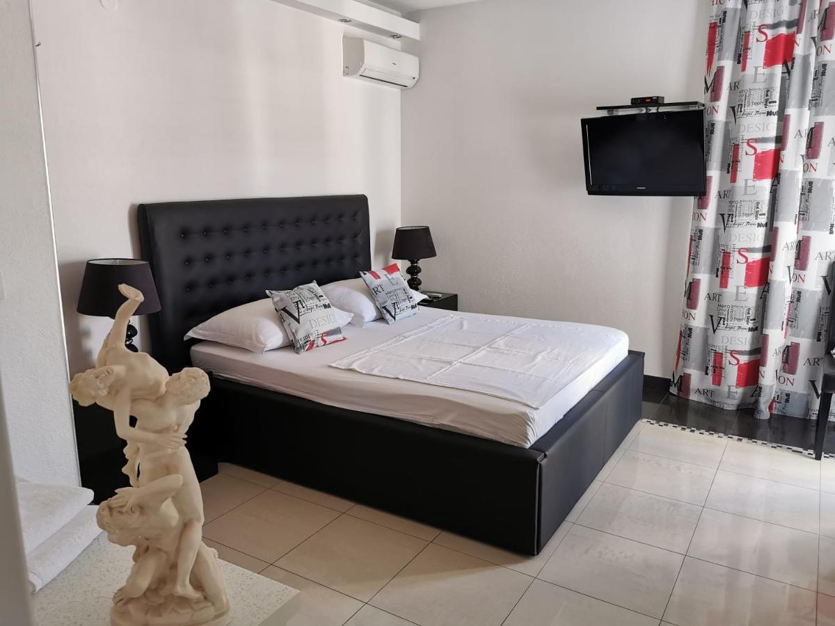 Luxury Apartment Prestige Villa Bellevue Vis Buitenkant foto