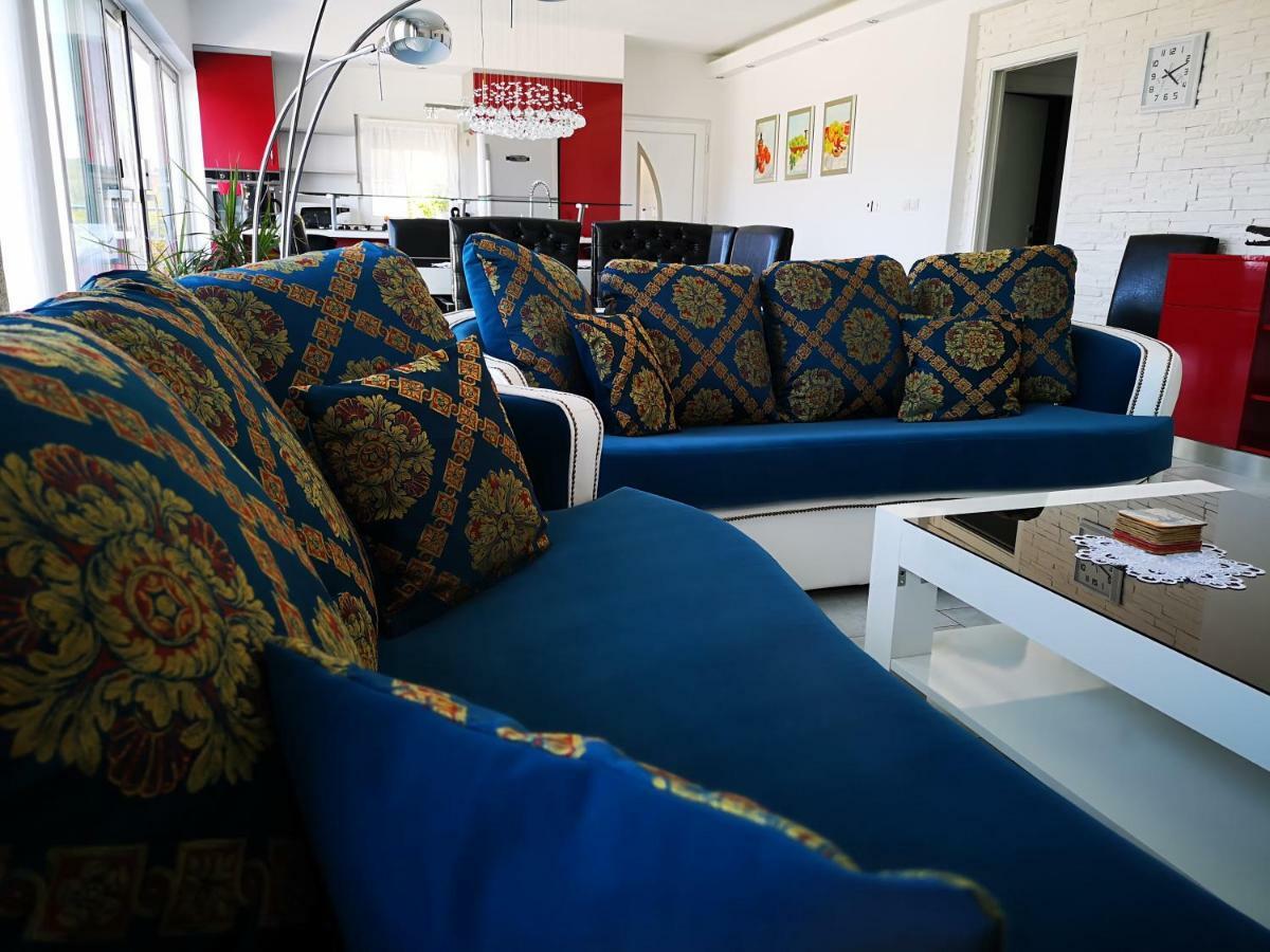 Luxury Apartment Prestige Villa Bellevue Vis Buitenkant foto